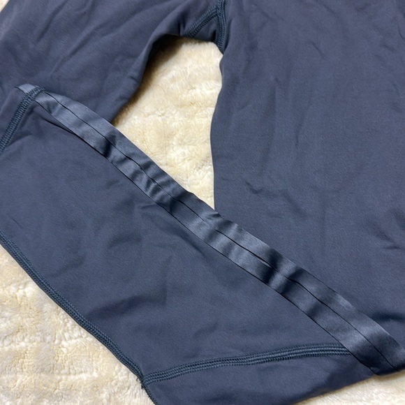 Ivivva leggings - Picture 3 of 6
